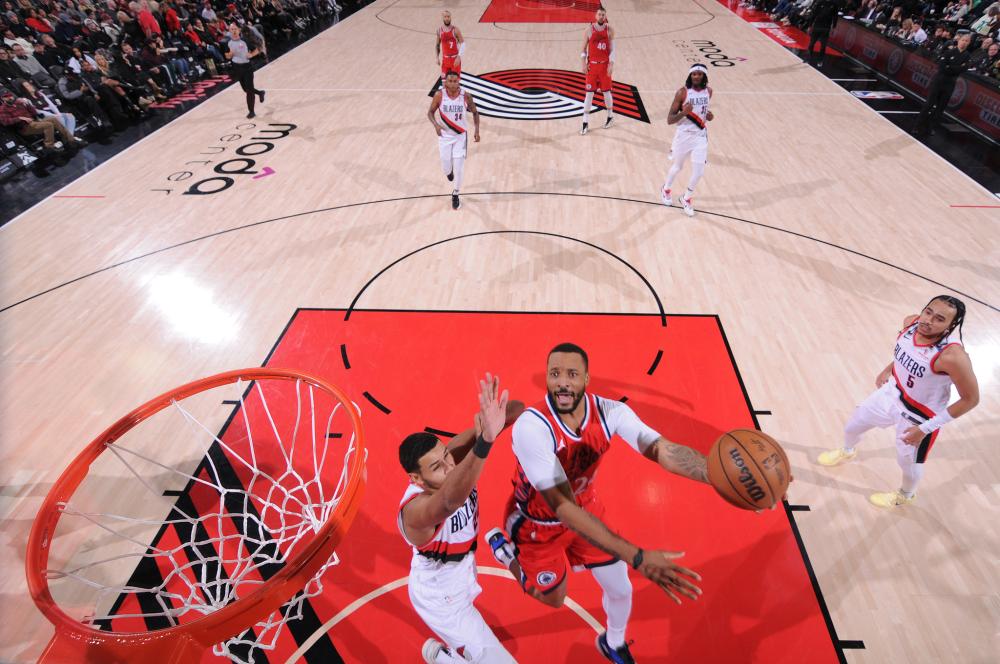 依旧活跃在 依旧活跃在