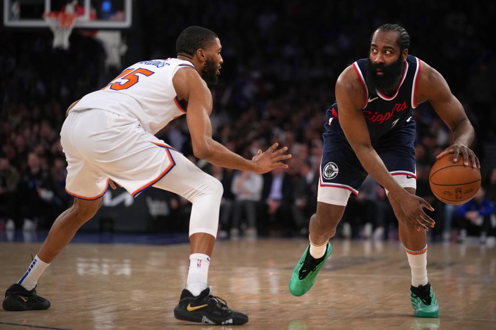 借其强大的 借其强大的